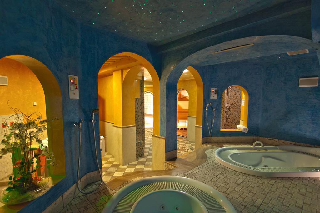 Bio Hotel Villa Cecilia リヴィーニョ エクステリア 写真